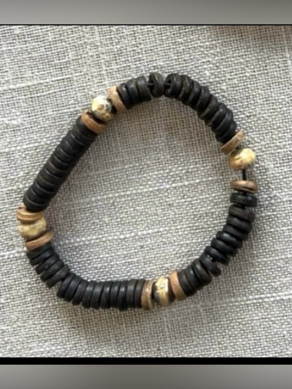 2/$20💙Men's Beaded wood Bracelet